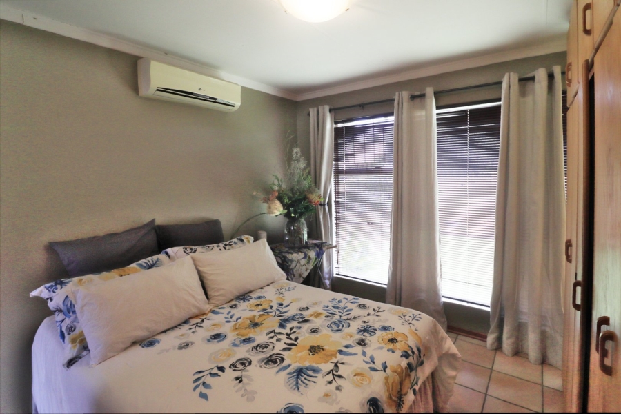 3 Bedroom Property for Sale in Langenhovenpark Free State